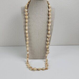 Vintage Cowrie Shell Beaded Necklace Beige Continuous No Clasp 32 In Polished